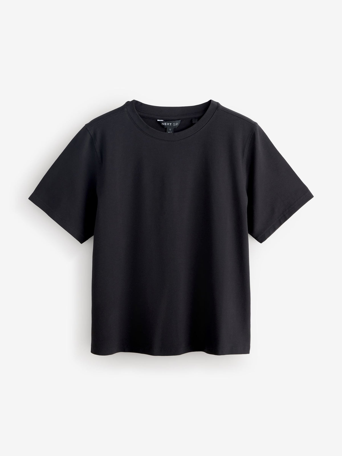 Round neck and short sleeves